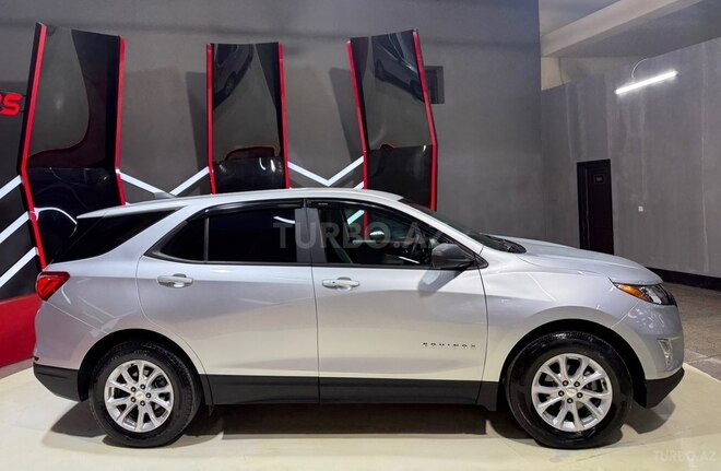Chevrolet Equinox-7