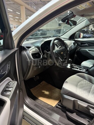 Chevrolet Equinox-13