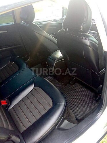 Ford Fusion (North America)-5