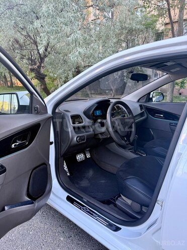 Chevrolet Cobalt-9