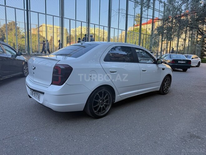 Chevrolet Cobalt-5