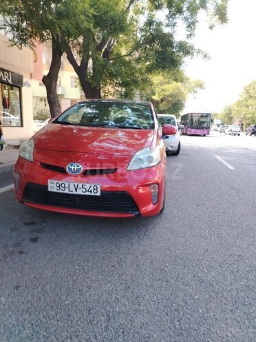 Toyota Prius-1