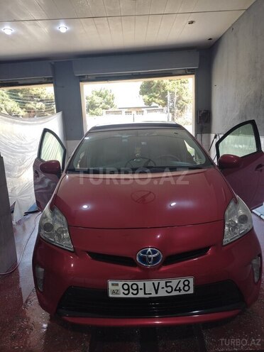 Toyota Prius-9