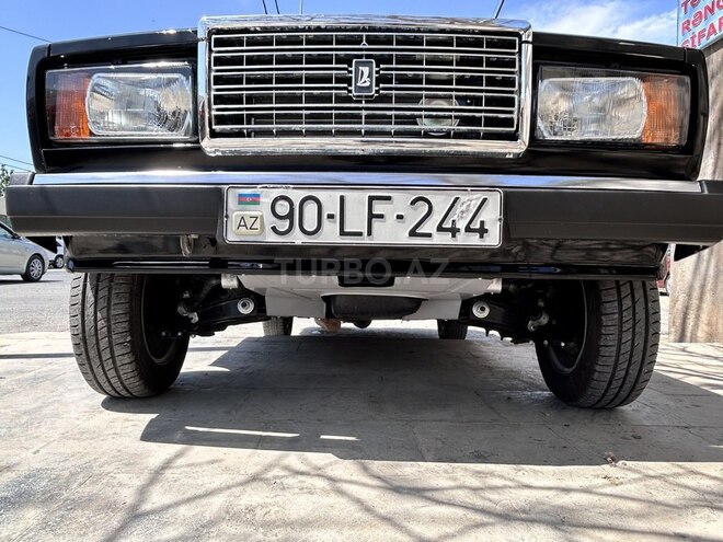 LADA (VAZ) 2107-1