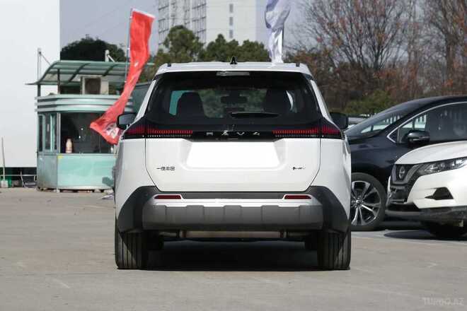 Toyota RAV4-6