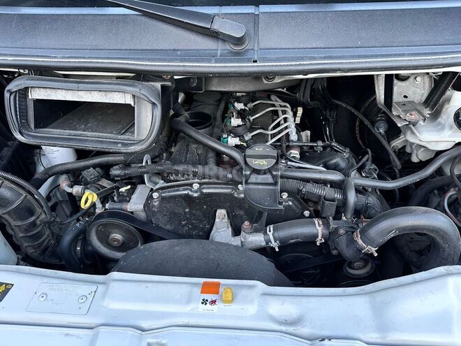 Ford Transit-6