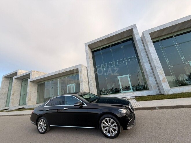 Mercedes E 300-3