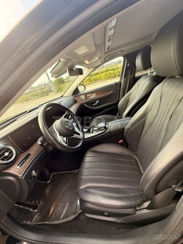 Mercedes E 300-6