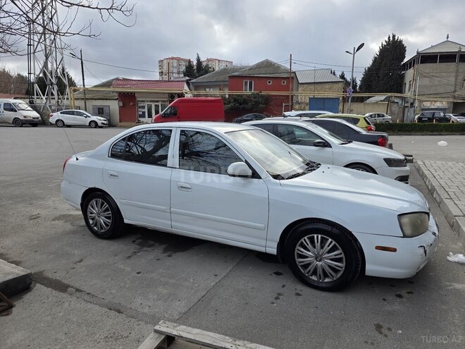 Hyundai Elantra-9