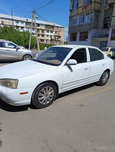 Hyundai Elantra-10