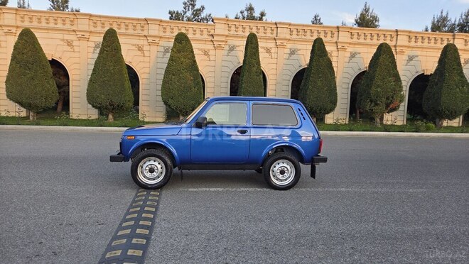 LADA (VAZ) Niva-4