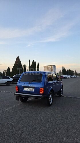 LADA (VAZ) Niva-8