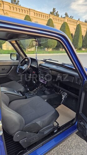 LADA (VAZ) Niva-9