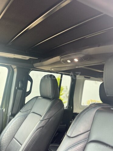 Jeep Wrangler-15