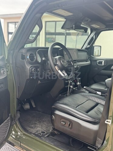 Jeep Wrangler-10