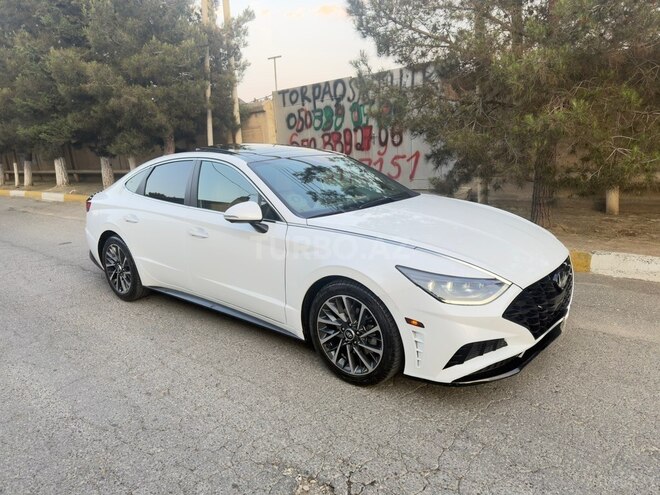 Hyundai Sonata-2