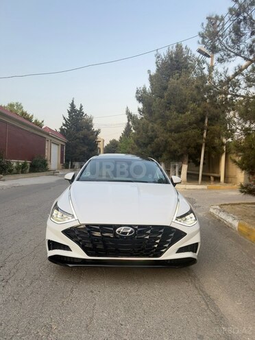 Hyundai Sonata-1