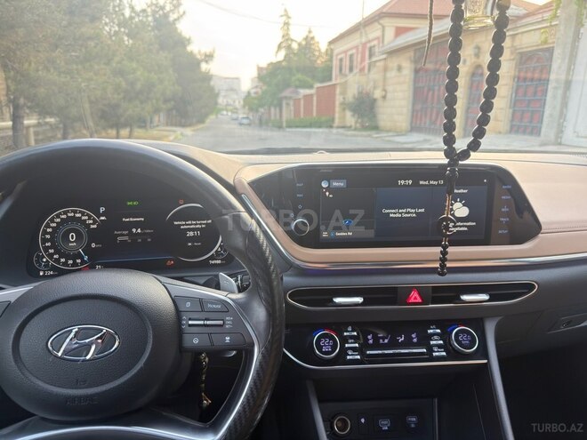 Hyundai Sonata-9