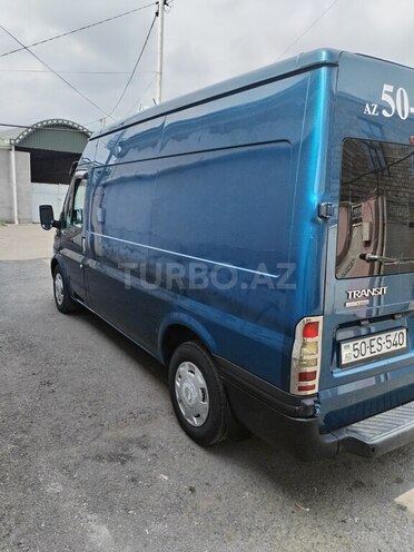 Ford Transit-6