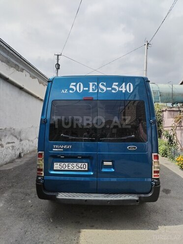 Ford Transit-2