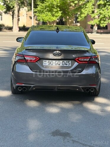 Toyota Camry-4