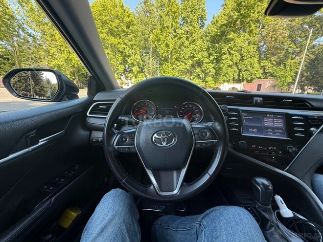 Toyota Camry-10