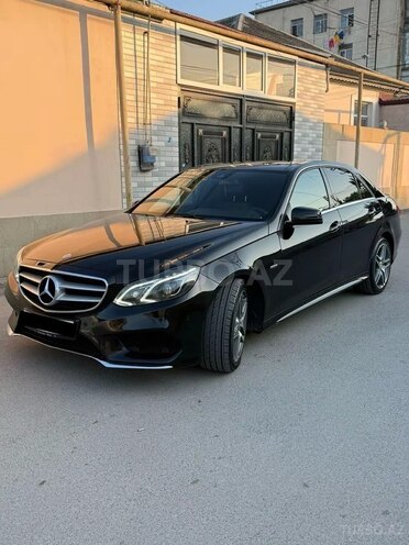 Mercedes E 200-2