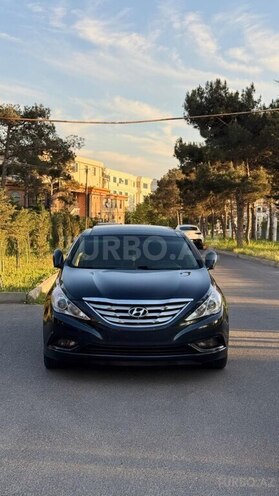 Hyundai Sonata-1