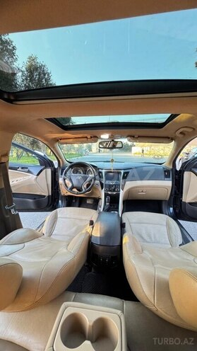 Hyundai Sonata-3