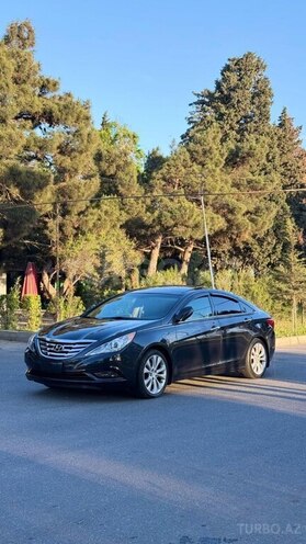 Hyundai Sonata-4