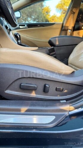 Hyundai Sonata-17