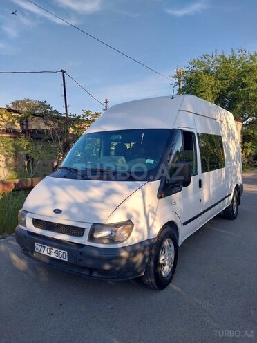 Ford Transit-2