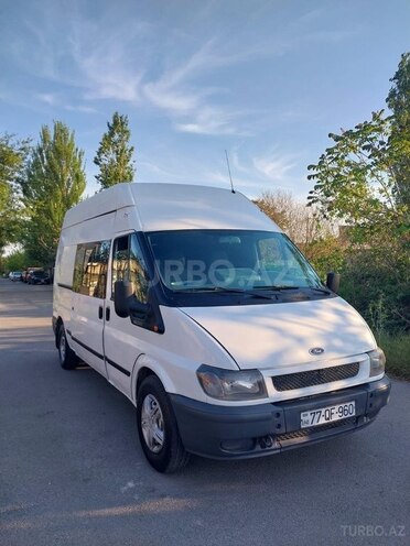 Ford Transit-1