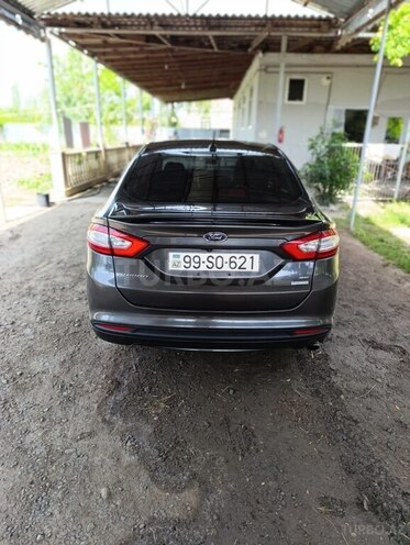 Ford Fusion (North America)-2