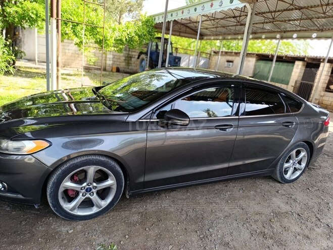 Ford Fusion (North America)-6