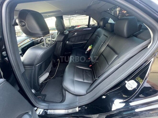 Mercedes E 200-4