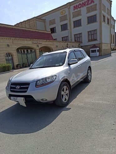 Hyundai Santa Fe-1
