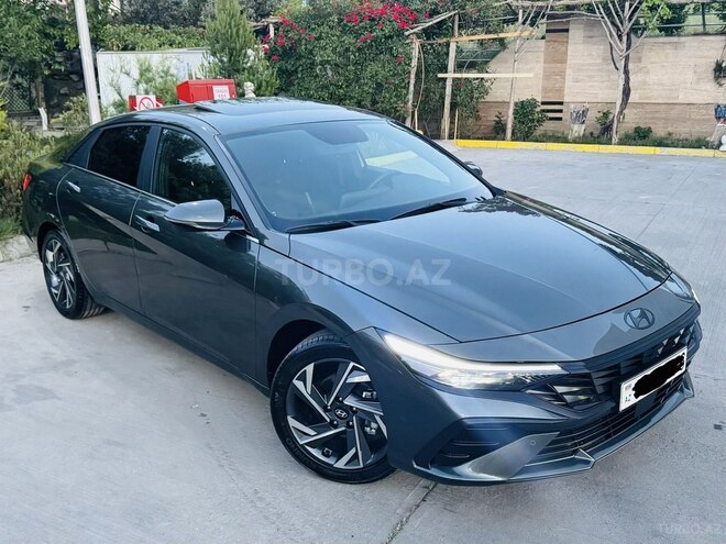 Hyundai Elantra-5