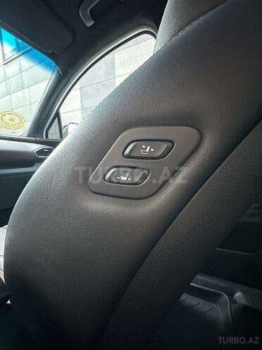 Hyundai Santa Fe-11