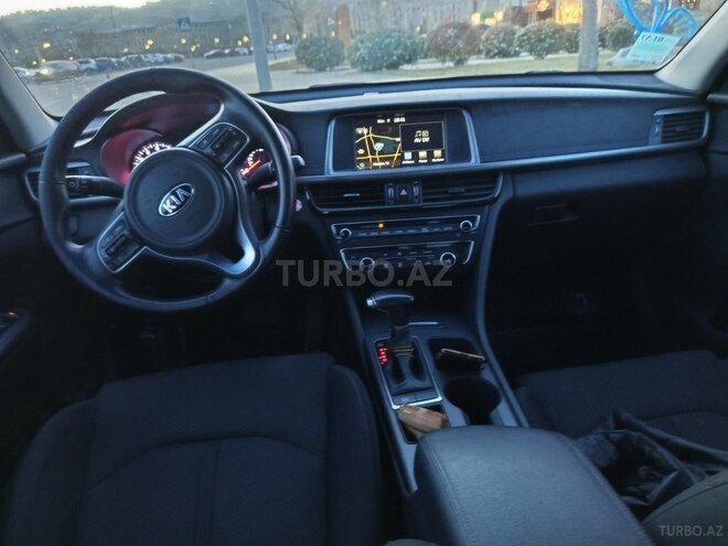Kia Optima-3