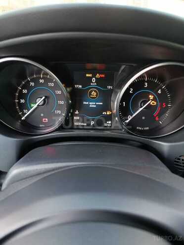 Jaguar XE-6