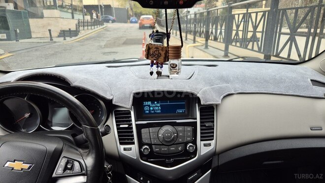 Chevrolet Cruze-5