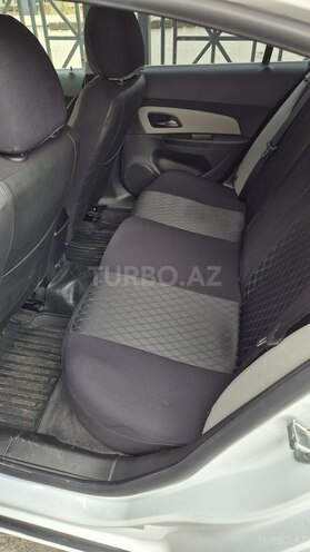 Chevrolet Cruze-7