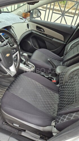 Chevrolet Cruze-6