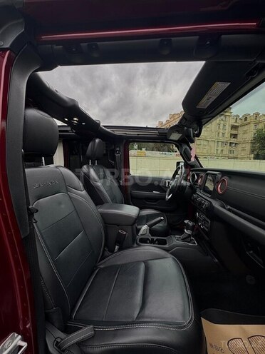 Jeep Wrangler-11