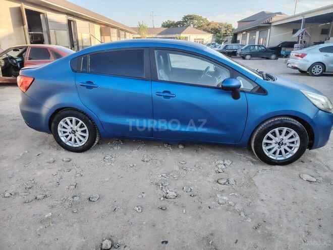 Kia Rio-3