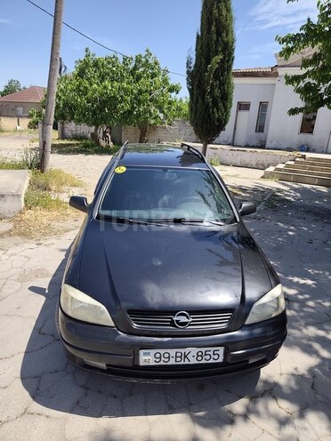 Opel Astra-1