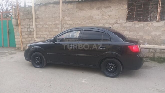 Kia Rio-3