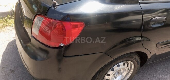 Kia Rio-10