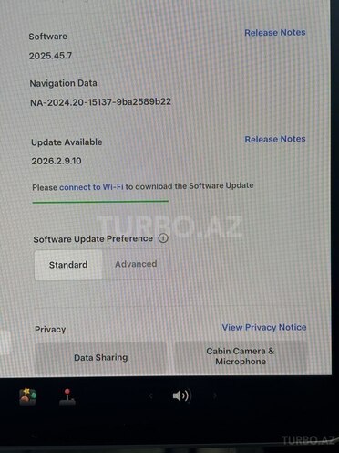 Tesla Model 3-12